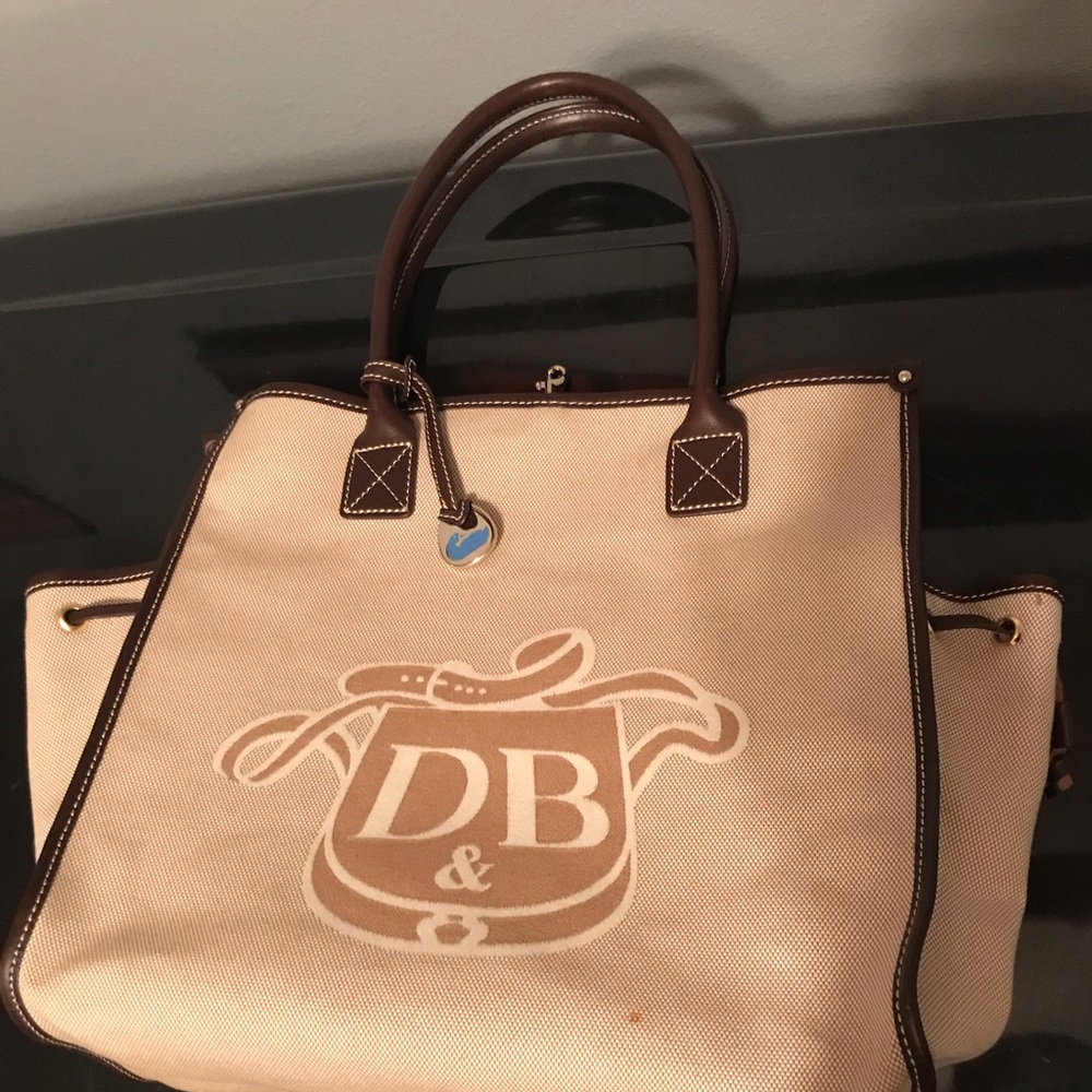 Dooney and Bourke tote